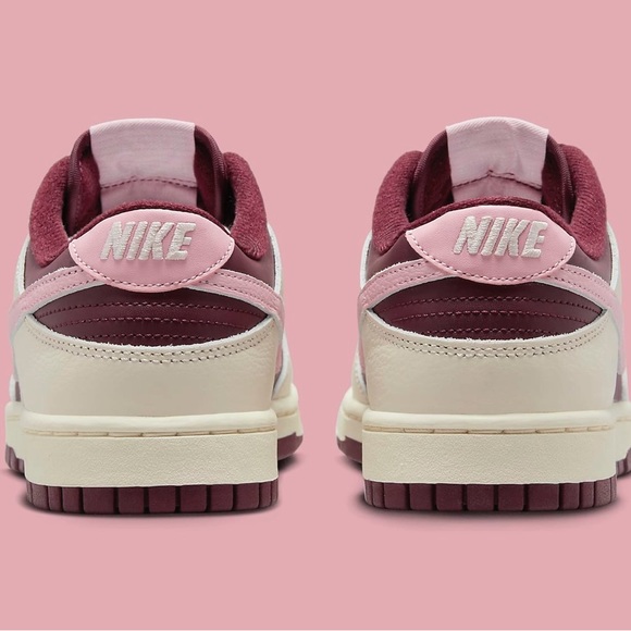 Nike Dunk Low Valentine (2023) 🚨FINAL DROP🚨 - Picture 3 of 4
